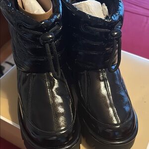 Michael Kors Black Winter Boots Lace-Up Insulated